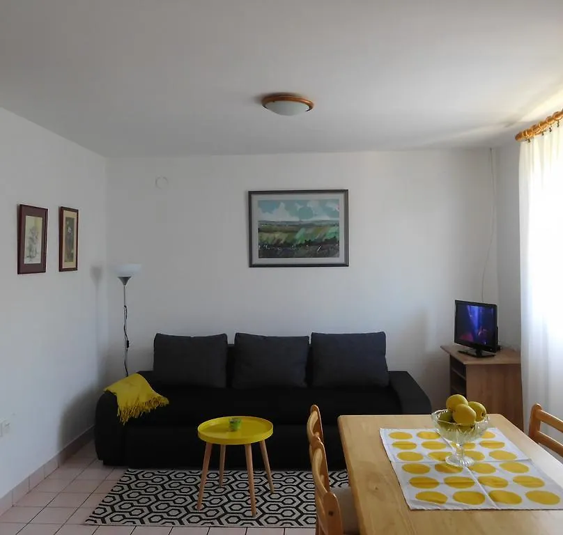 Apartments Marija & Ivana, Malinska Croatia